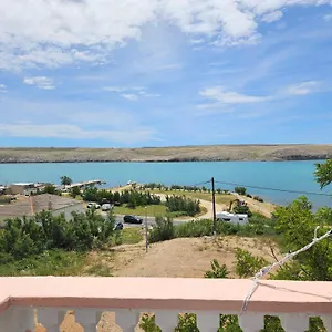 apartment-zdenka-dinjiska.hotelinzadar.com/