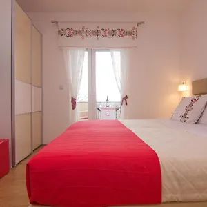 apartments-ljubica-krk.primorje-gorskikotar.com/