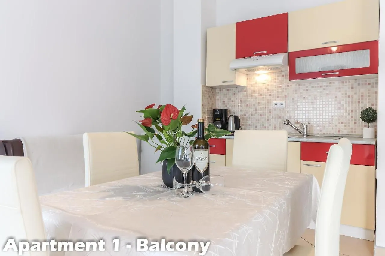Apartments Juric Vrsar