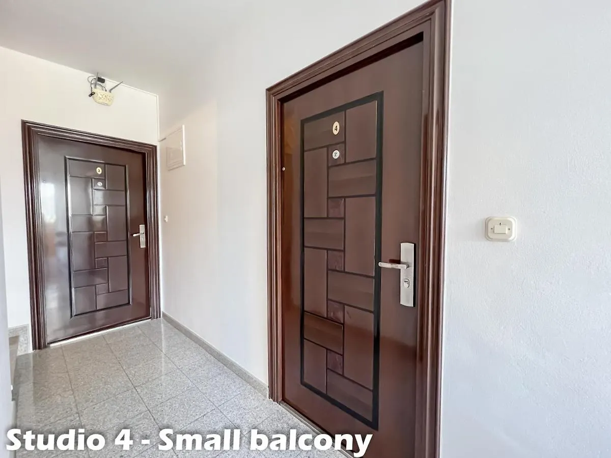 Apartments Juric Vrsar 0*,