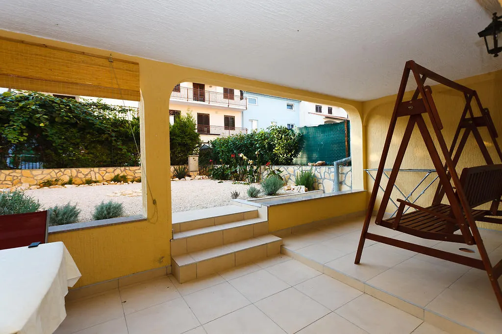 Apartments Juric Vrsar 0*,